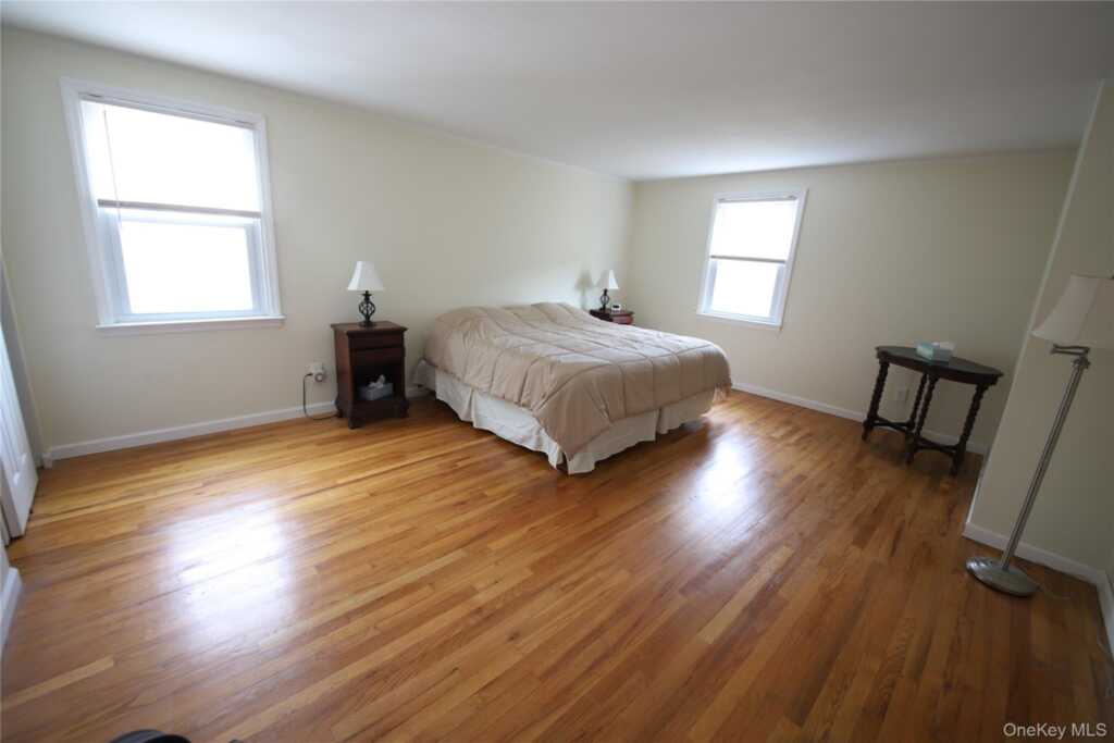 15 Orchard Parkway, White Plains, NY 10606 - Photo 11 of 24