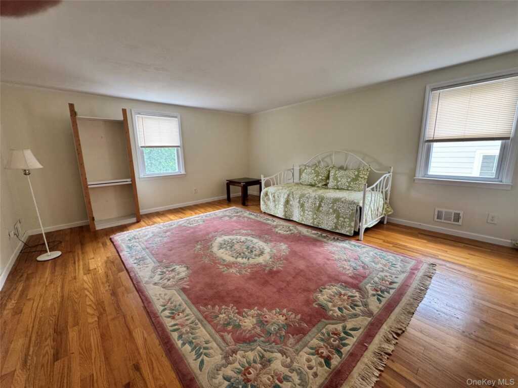 15 Orchard Parkway, White Plains, NY 10606 - Photo 13 of 24