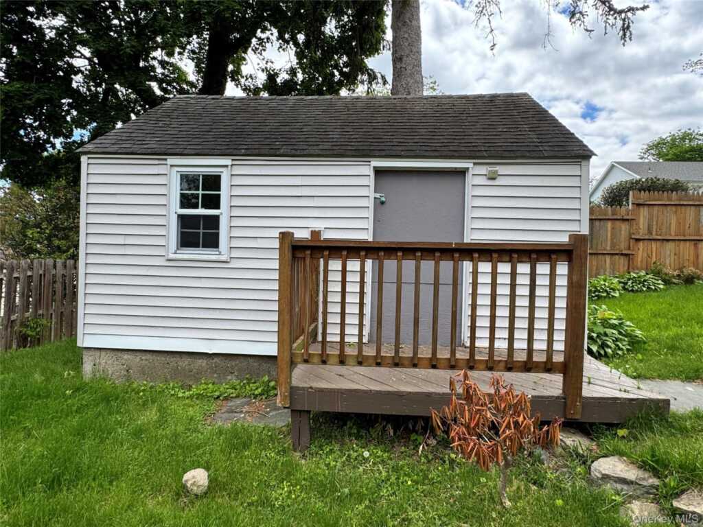 15 Orchard Parkway, White Plains, NY 10606 - Photo 20 of 24
