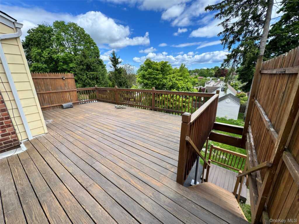 15 Orchard Parkway, White Plains, NY 10606 - Photo 23 of 24