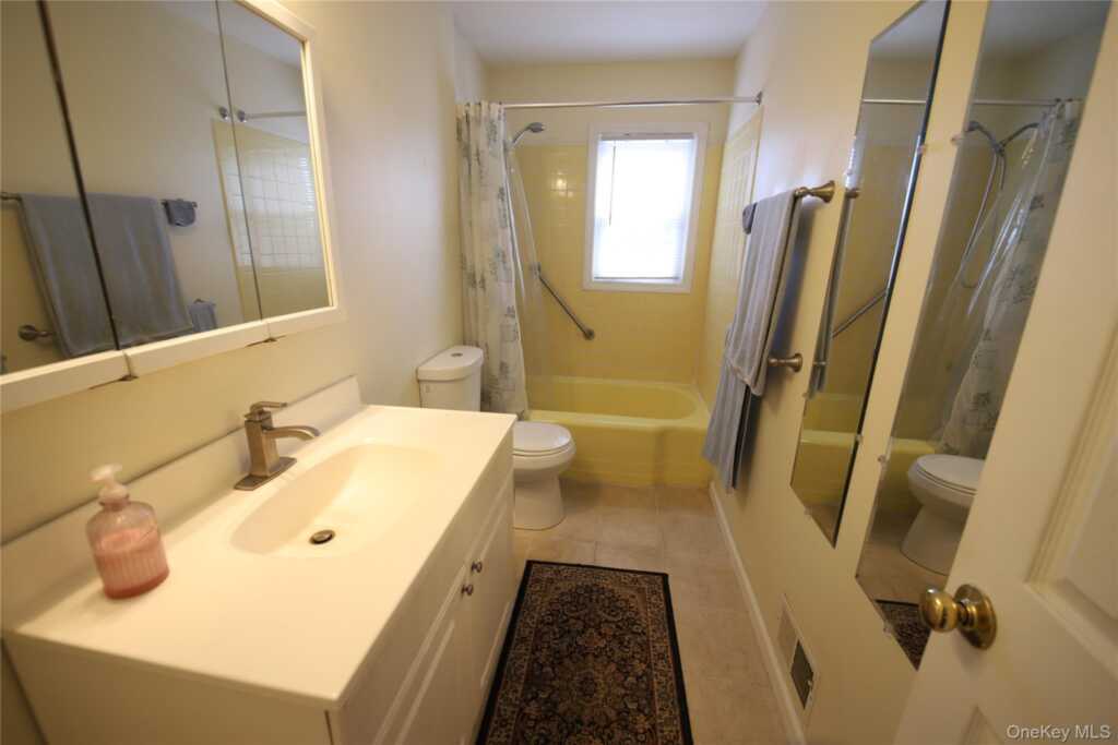 15 Orchard Parkway, White Plains, NY 10606 - Photo 7 of 24