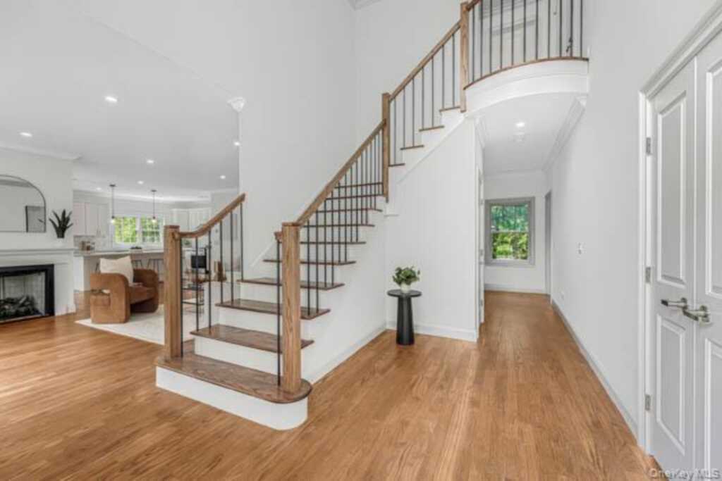 1 Kewanee Road, New Rochelle, NY 10804 - Photo 22 of 36