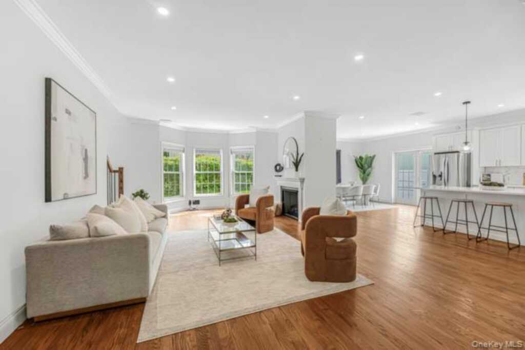 1 Kewanee Road, New Rochelle, NY 10804 - Photo 14 of 36