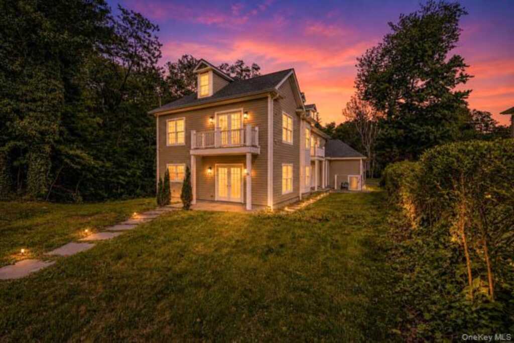 1 Kewanee Road, New Rochelle, NY 10804 - Photo 4 of 36