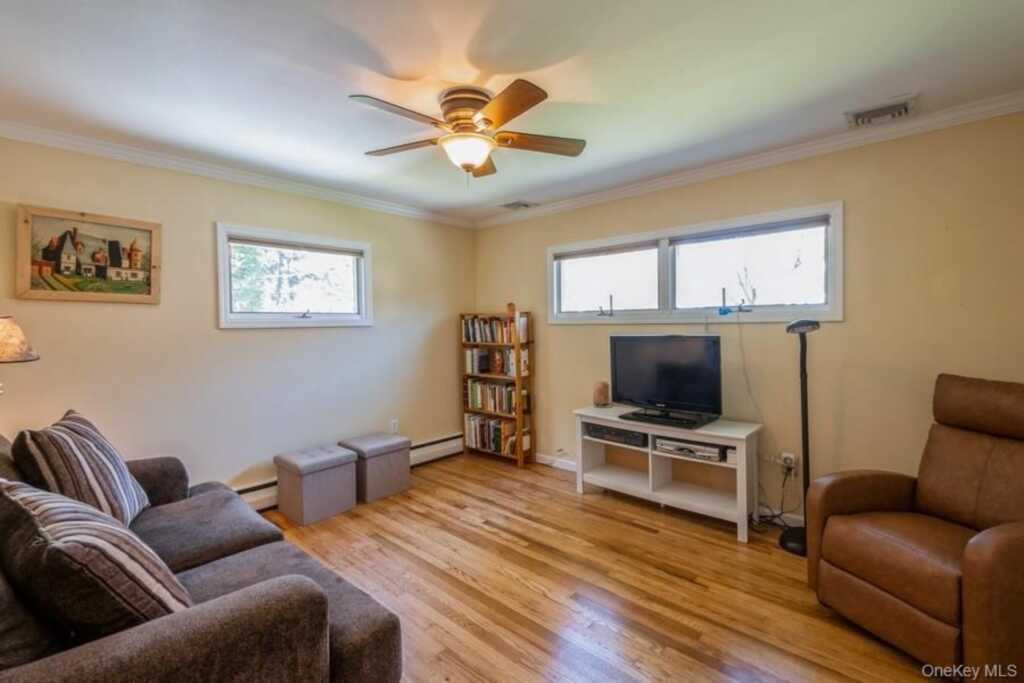 21 Short Hill Road, New City, NY 10956 - Photo 12 of 31