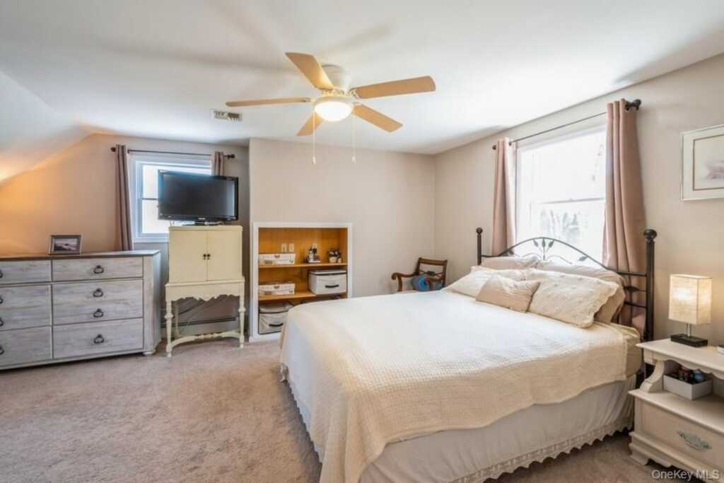 21 Short Hill Road, New City, NY 10956 - Photo 16 of 31