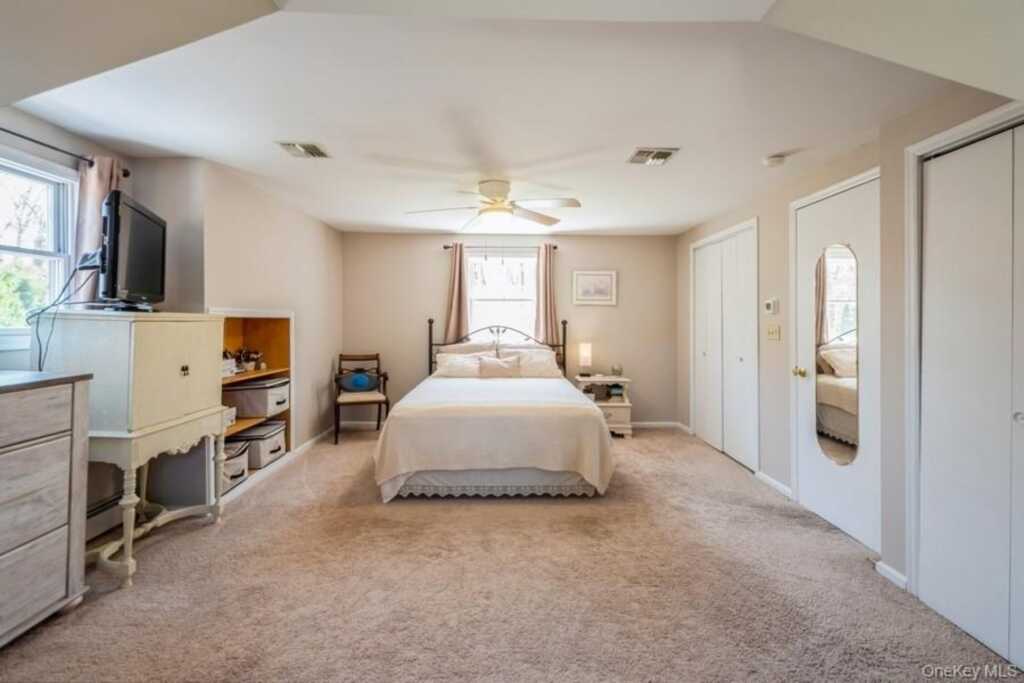 21 Short Hill Road, New City, NY 10956 - Photo 17 of 31