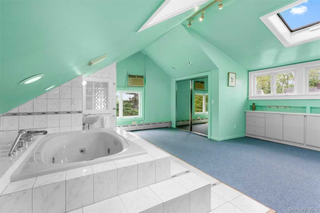 197 Coligni Avenue, New Rochelle, NY 10801 - Photo 29 of 36