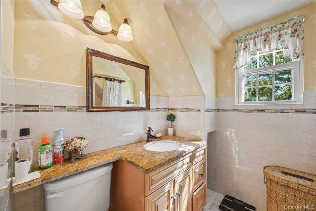 1161 Webster Avenue, New Rochelle, NY 10804 - Photo 20 of 39