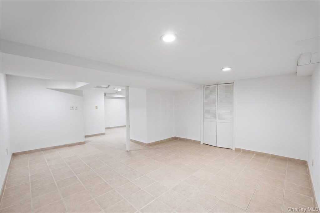 1161 Webster Avenue, New Rochelle, NY 10804 - Photo 27 of 39