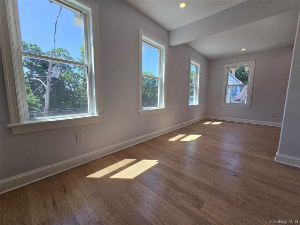 965 Main Street, Unit #2, New Rochelle, NY 10801