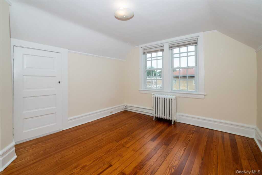 82 Clove Road, New Rochelle, NY 10801 - Photo 25 of 39