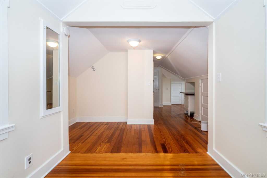 82 Clove Road, New Rochelle, NY 10801 - Photo 29 of 39