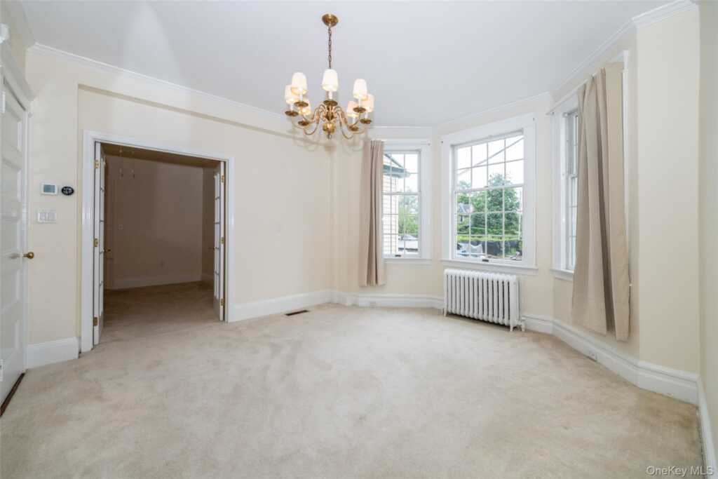 82 Clove Road, New Rochelle, NY 10801 - Photo 6 of 39