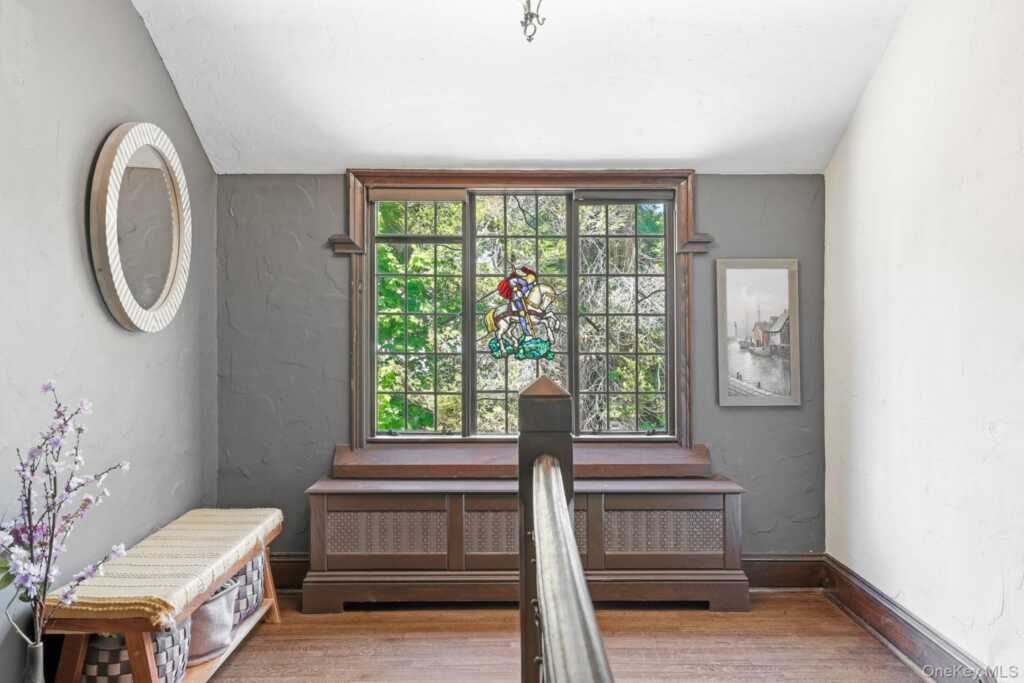 14 Overhill Road, New Rochelle, NY 10804 - Photo 21 of 50