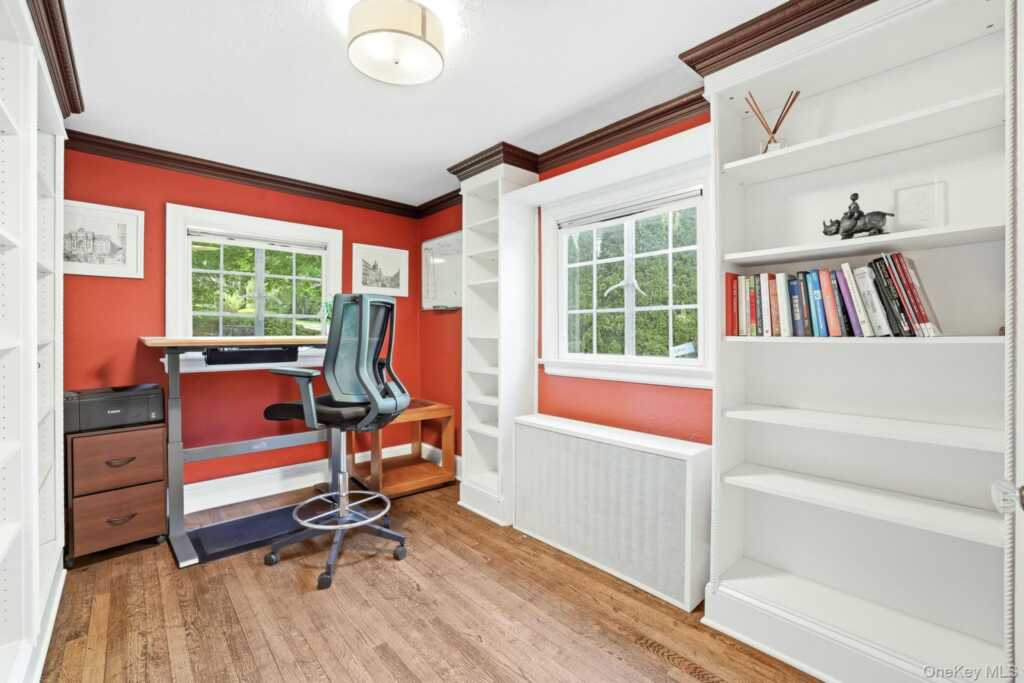 14 Overhill Road, New Rochelle, NY 10804 - Photo 35 of 50