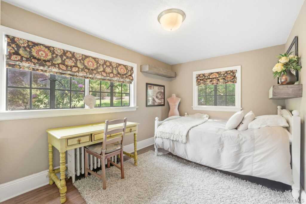 14 Overhill Road, New Rochelle, NY 10804 - Photo 36 of 50