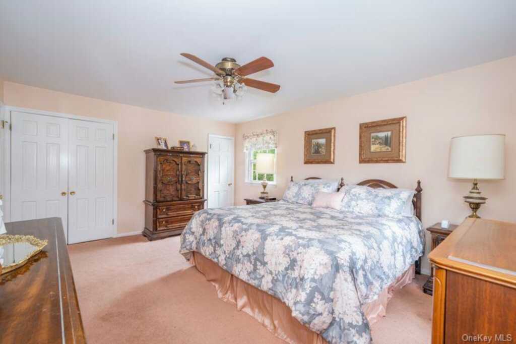 40 Hanson Lane, New Rochelle, NY 10804 - Photo 13 of 37