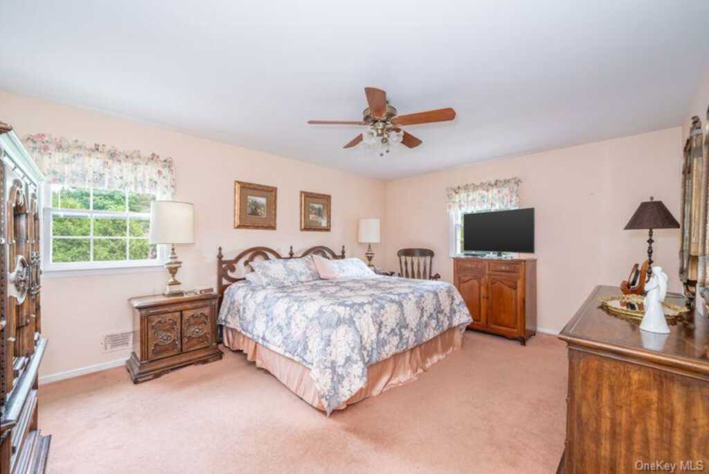 40 Hanson Lane, New Rochelle, NY 10804 - Photo 14 of 37