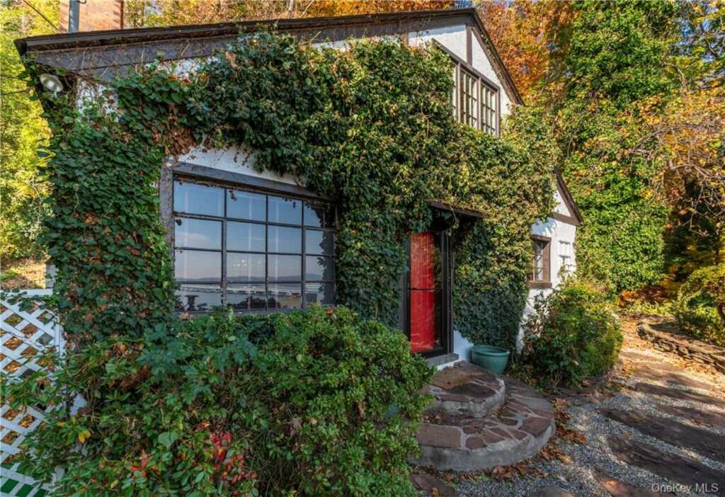 89 River Road, Nyack, NY 10960 - Photo 3 of 36