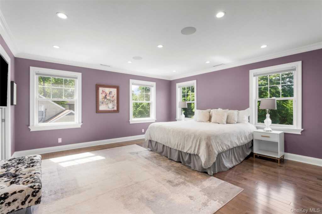 17 Clover Place, New Rochelle, NY 10805 - Photo 28 of 50