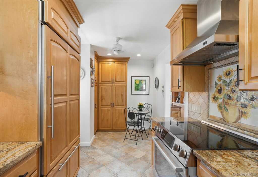 61 Windsor Road, Rye, NY 10573 - Photo 7 of 17