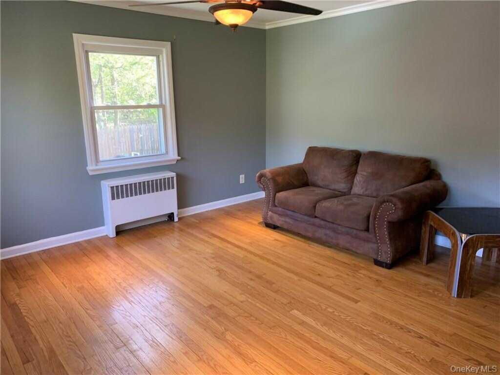 10 W Clarkstown Road, New City, NY 10956 - Photo 11 of 19