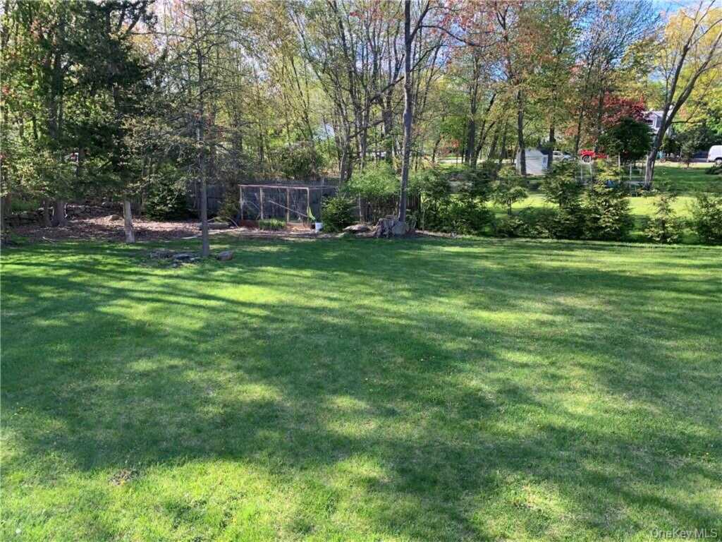 10 W Clarkstown Road, New City, NY 10956 - Photo 7 of 19