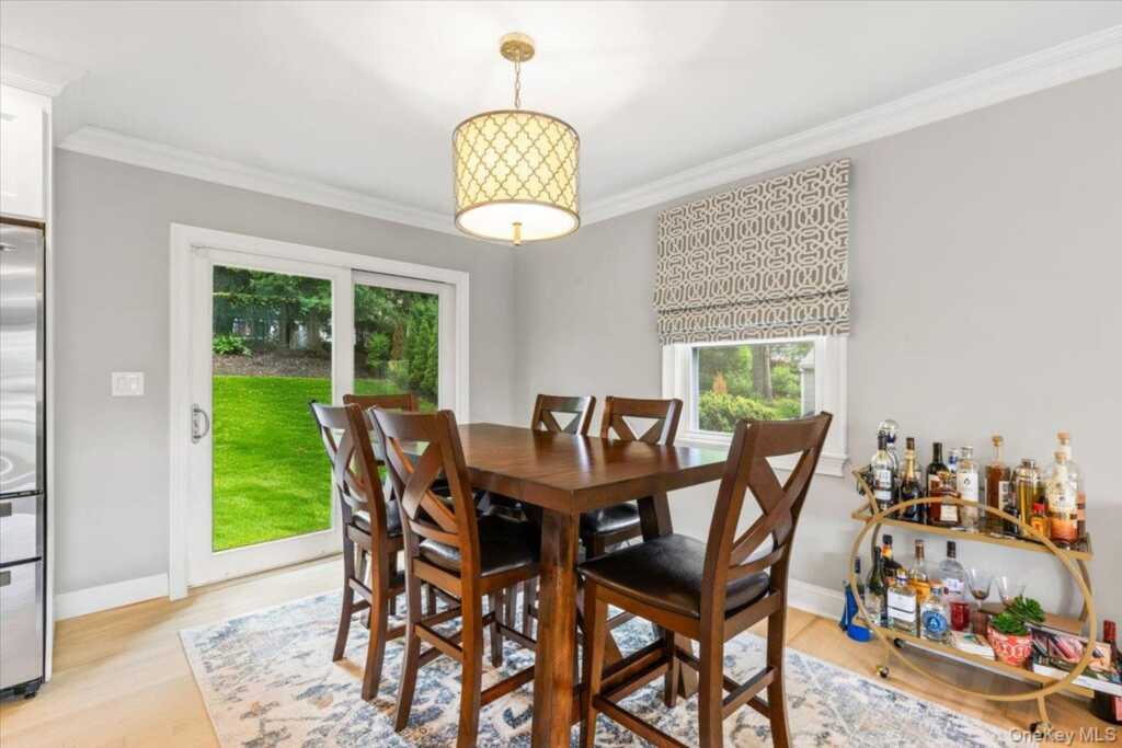 17 Tewkesbury Road, New Rochelle, NY 10583 - Photo 10 of 17