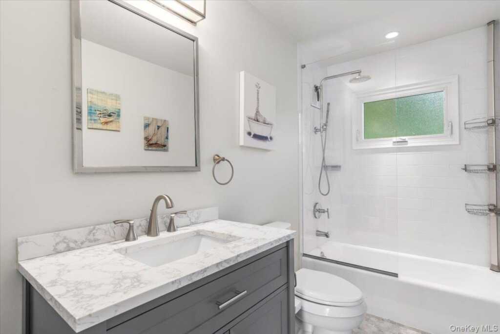 17 Tewkesbury Road, New Rochelle, NY 10583 - Photo 13 of 17