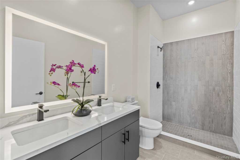 169 N Main Street, Unit #201, Rye, NY 10573 - Photo 38 of 45