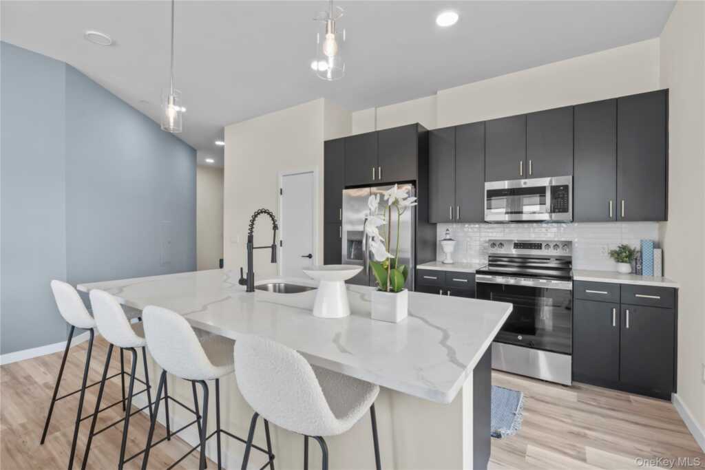 169 N Main Street, Unit #201, Rye, NY 10573 - Photo 43 of 45
