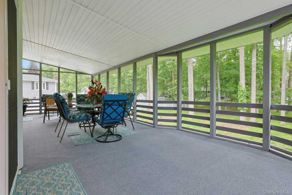 8 Dunmore Road, New City, NY 10956 - Photo 29 of 48