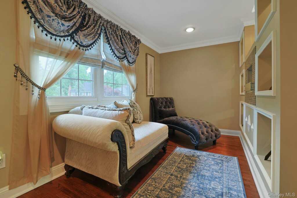8 Dunmore Road, New City, NY 10956 - Photo 31 of 48