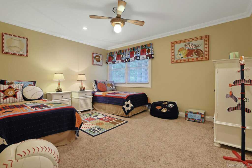 8 Dunmore Road, New City, NY 10956 - Photo 36 of 48
