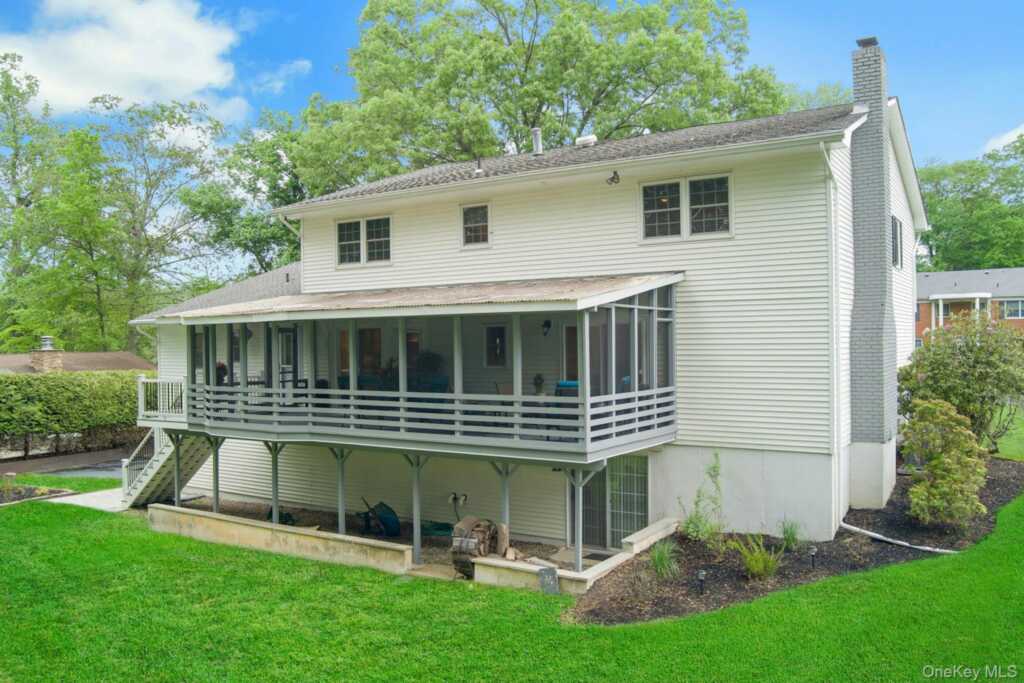8 Dunmore Road, New City, NY 10956 - Photo 40 of 48
