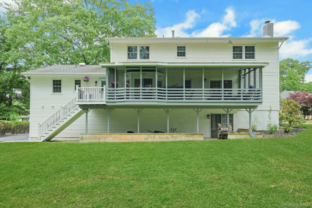 8 Dunmore Road, New City, NY 10956 - Photo 41 of 48