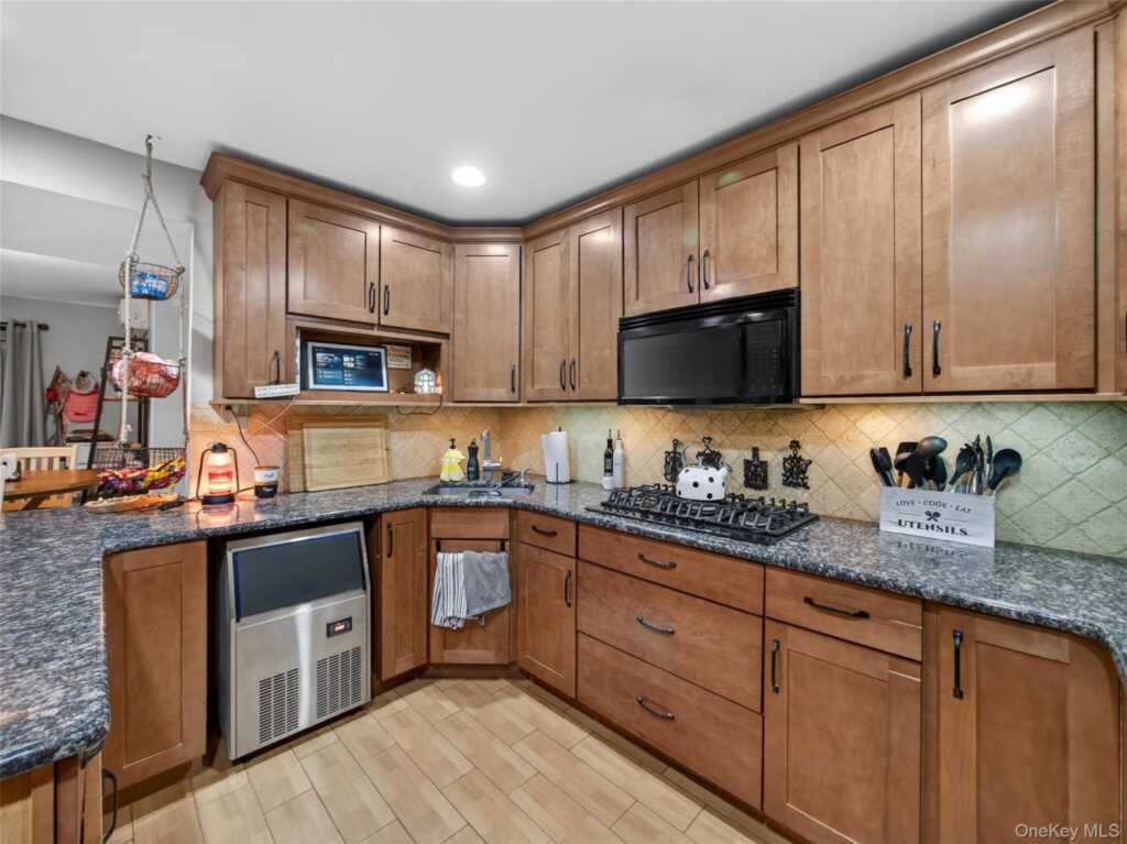 3 Claremont Lane, Suffern, NY 10901 - Photo 16 of 48