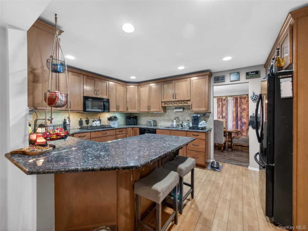 3 Claremont Lane, Suffern, NY 10901 - Photo 17 of 48