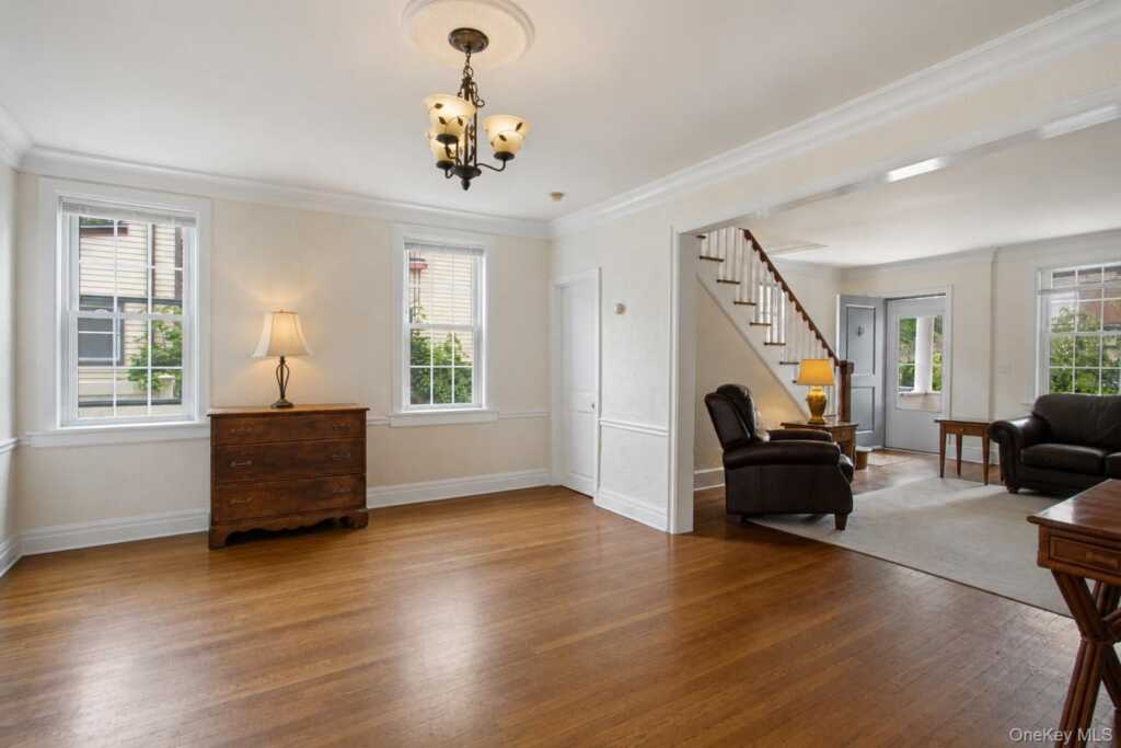 463 Beach Avenue, Rye, NY 10543 - Photo 5 of 21