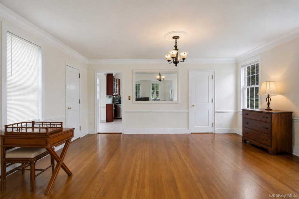 463 Beach Avenue, Rye, NY 10543 - Photo 6 of 21