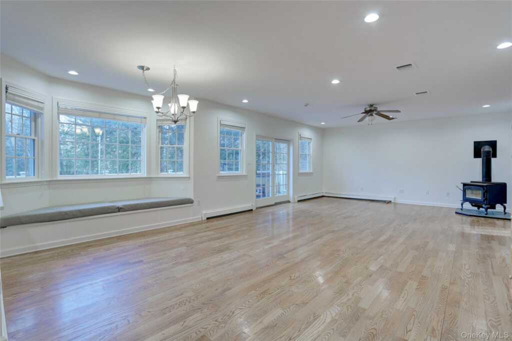 21 Mile Road, Suffern, NY 10901 - Photo 10 of 41