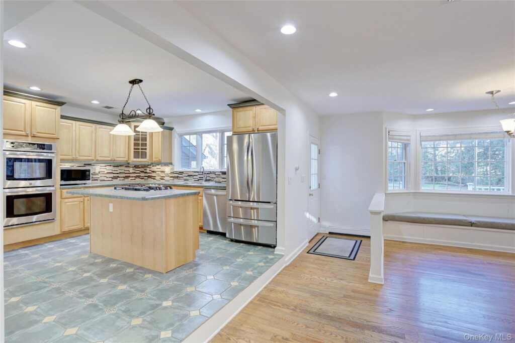 21 Mile Road, Suffern, NY 10901 - Photo 19 of 41