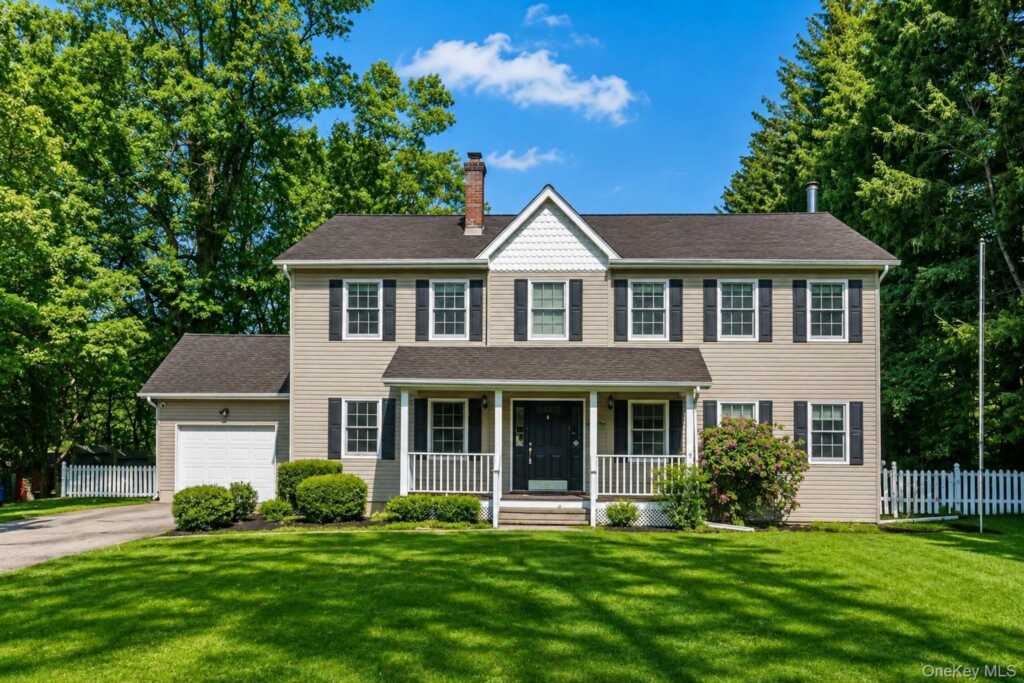 21 Mile Road, Suffern, NY 10901 - Photo 2 of 41