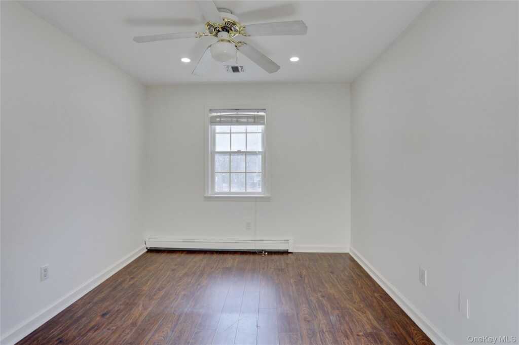 21 Mile Road, Suffern, NY 10901 - Photo 27 of 41