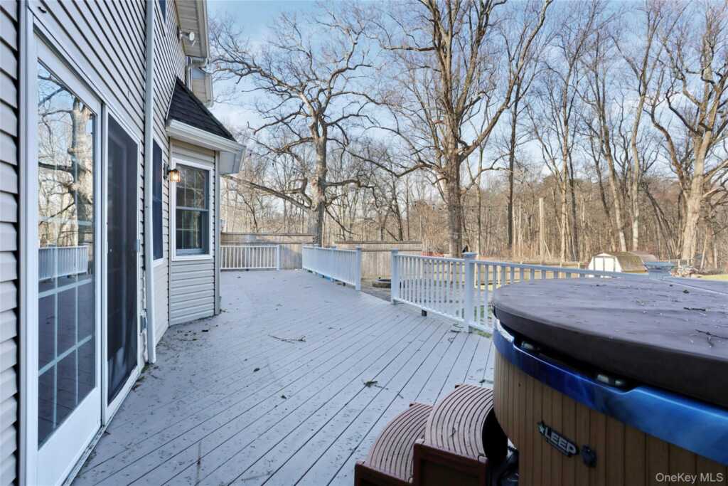 21 Mile Road, Suffern, NY 10901 - Photo 35 of 41