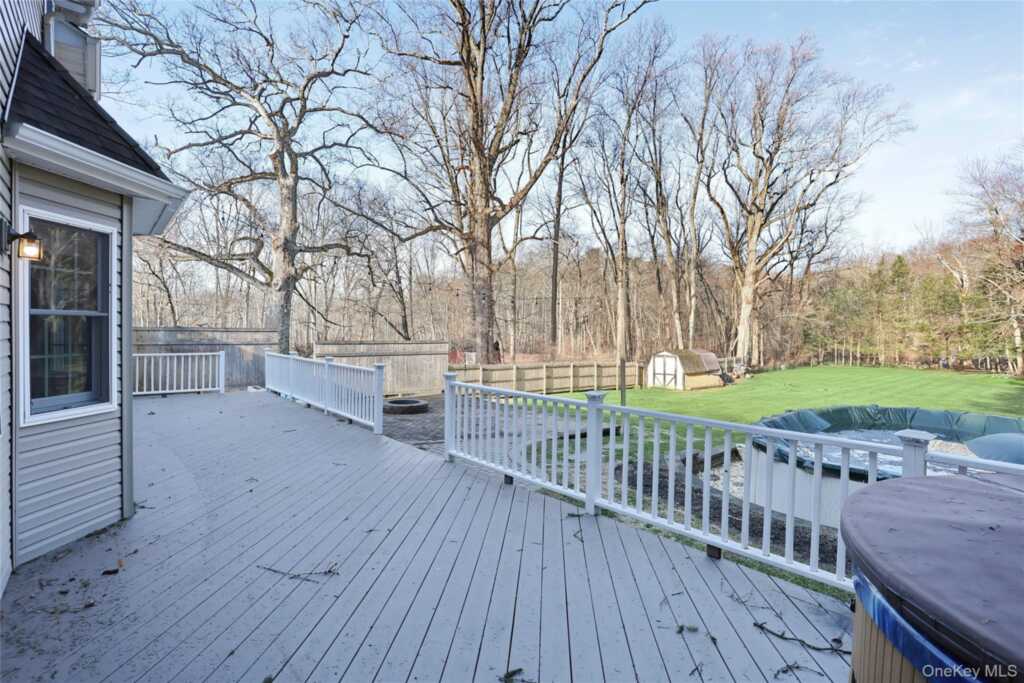 21 Mile Road, Suffern, NY 10901 - Photo 37 of 41