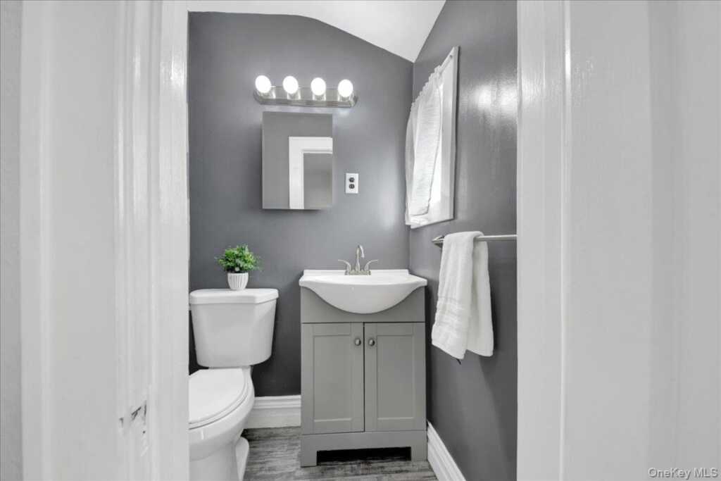 45 Mt Morris Avenue, White Plains, NY 10604 - Photo 17 of 26