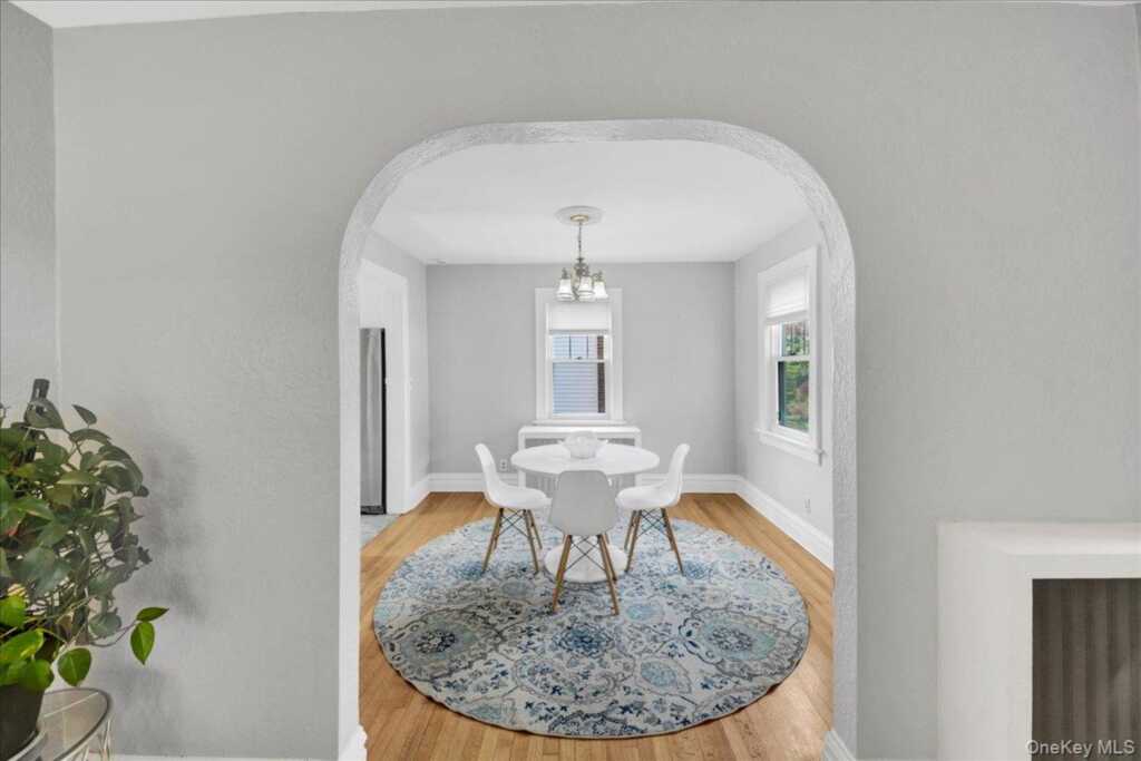 45 Mt Morris Avenue, White Plains, NY 10604 - Photo 8 of 26