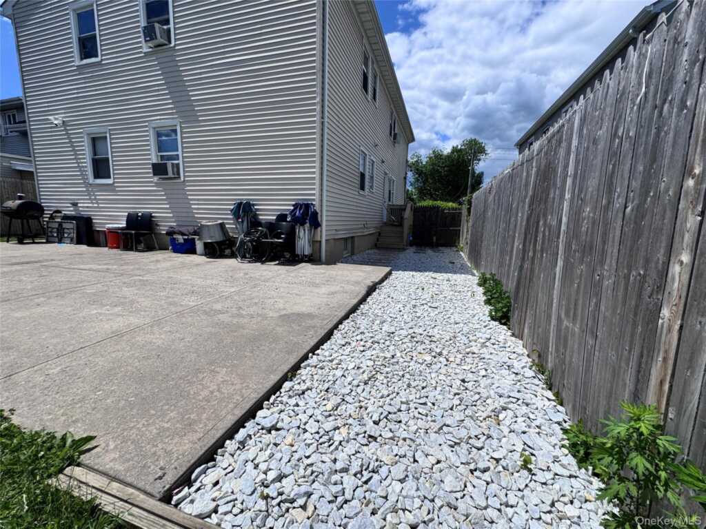 45 S Ridge Street, Rye, NY 10573 - Photo 34 of 40